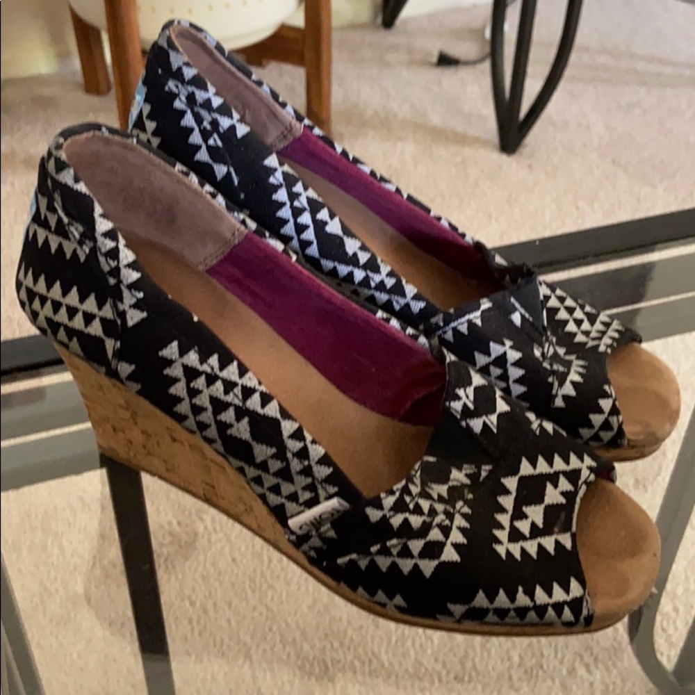 Toms wedges